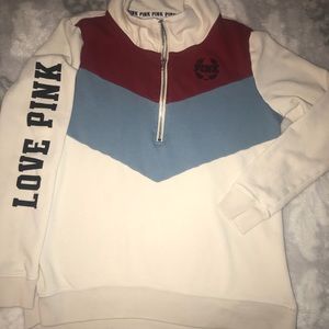 SUPER CUTE! VS PINK HOODIE SIZE SMALL